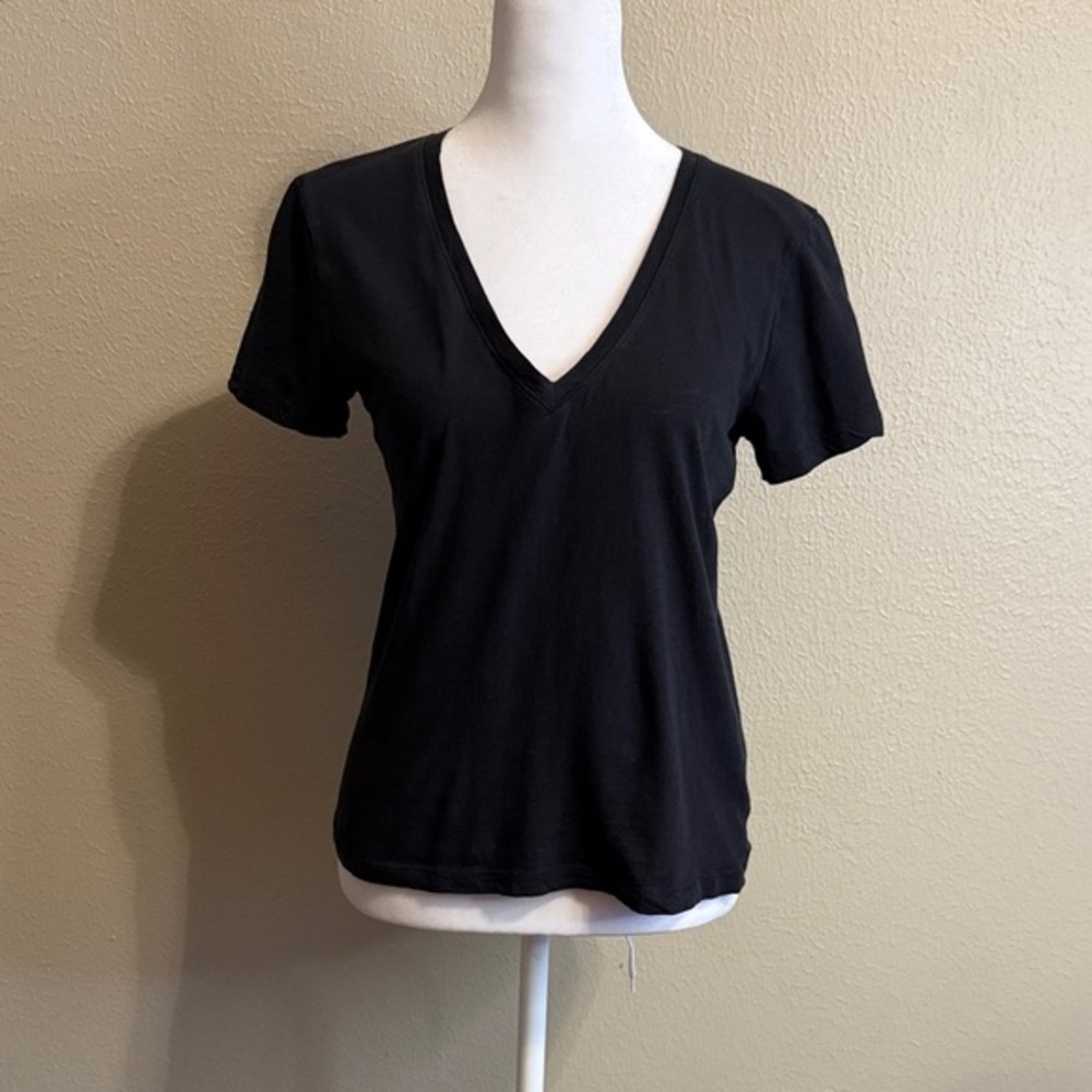 Madewell Black V-Neck Short Sleeve Tee